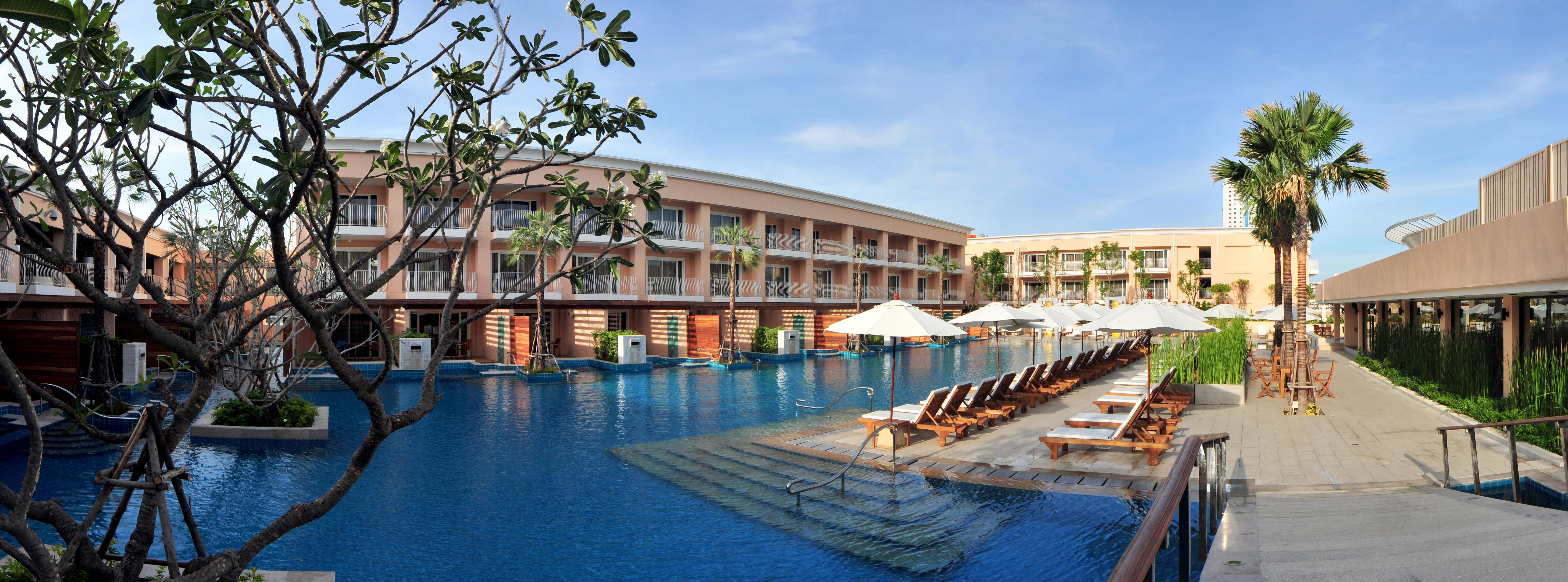 M Social Hotel Phuket Patong Facilities photo